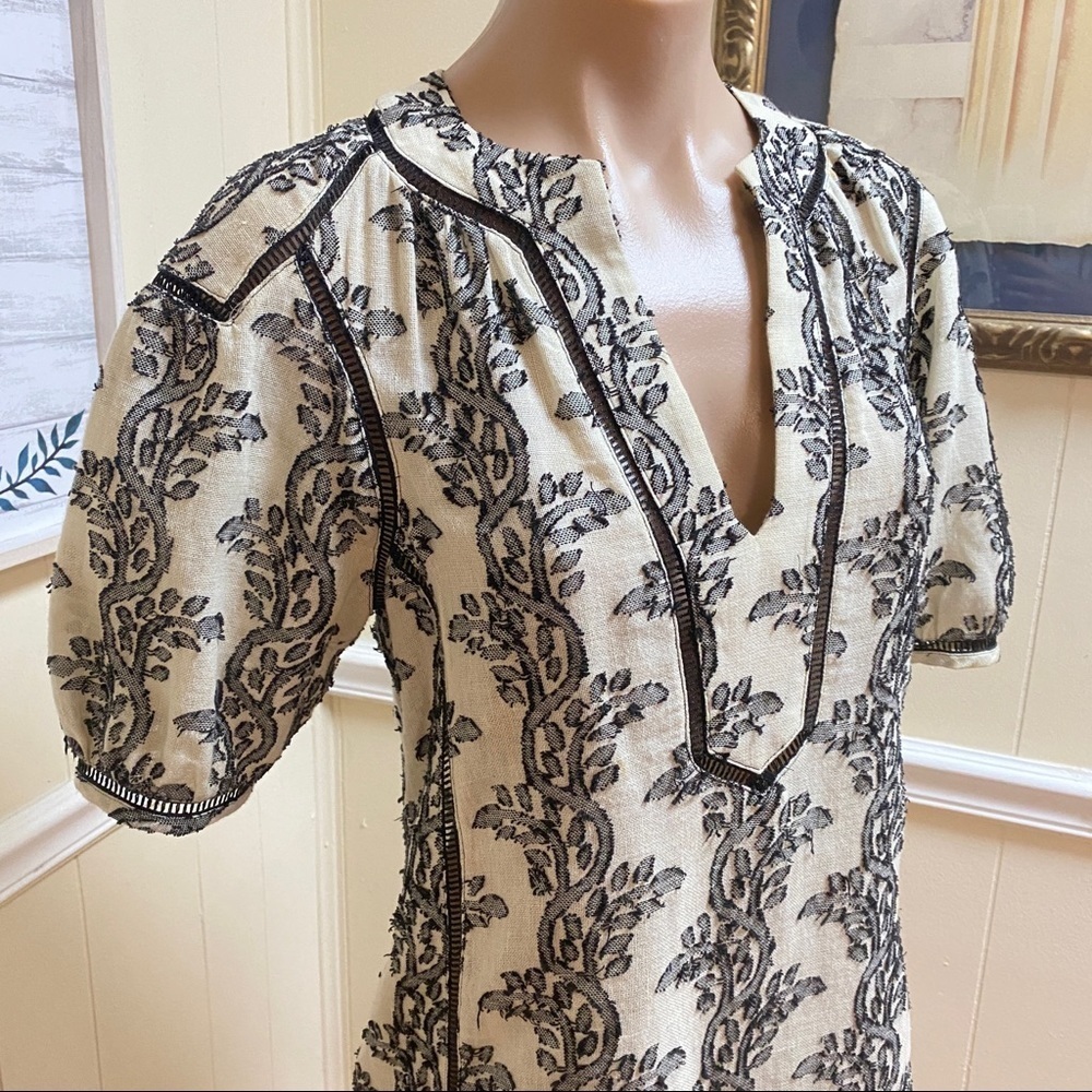 Y2K Vintage BCBG Embroidered bohemian/Peasant Blouse w/puff sleeves